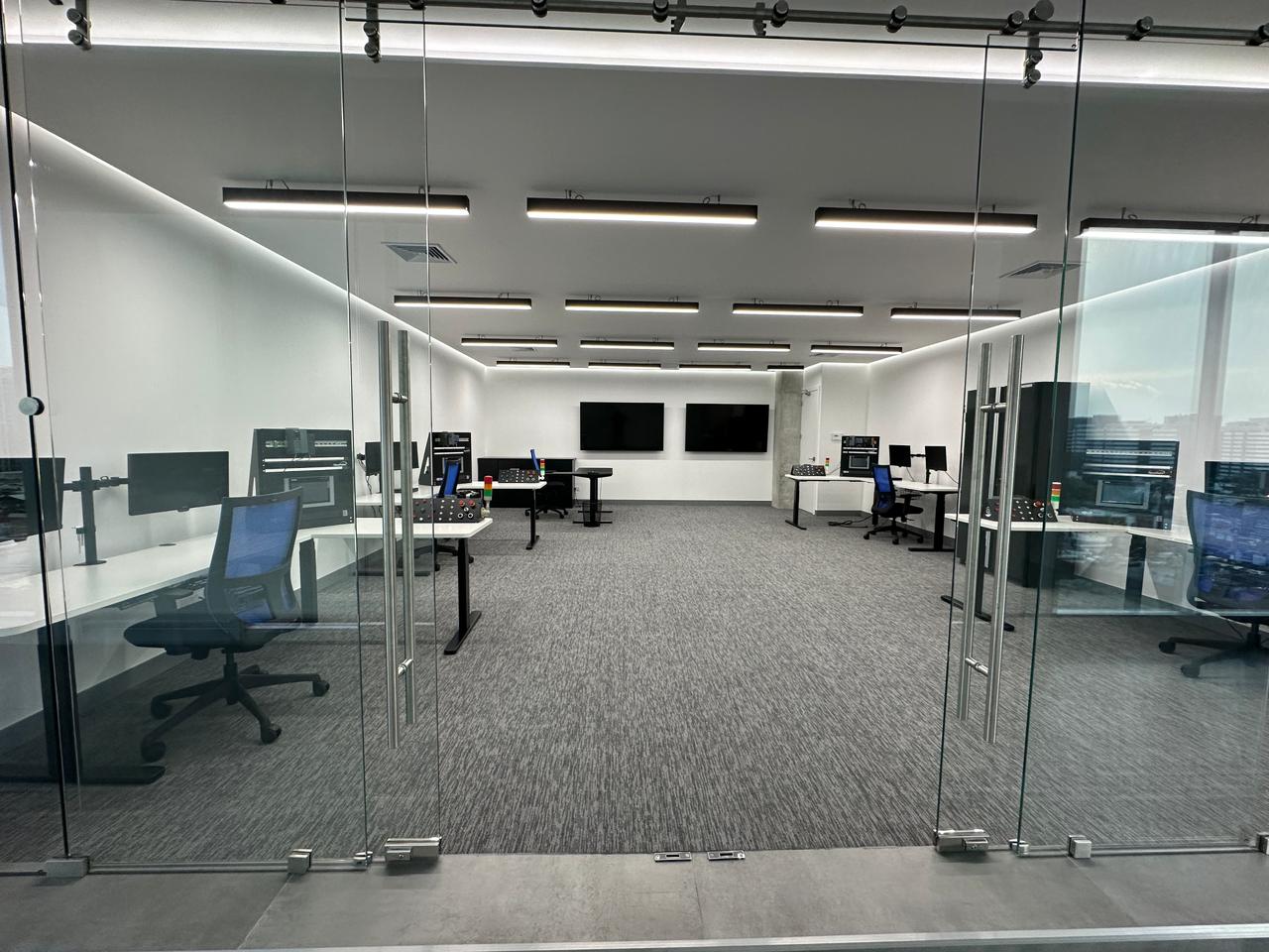 4.0_Academy_01